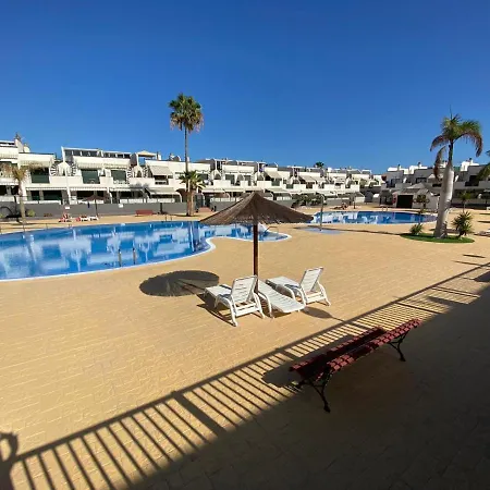 Geranios 21 Tenerife * Costa del Silencio