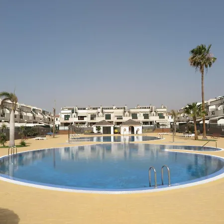 Geranios 21 Tenerife * Costa del Silencio